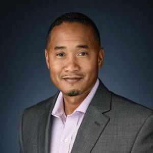 Meet your Posher, Emmanuel